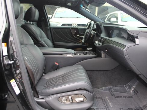 Used 2018 Lexus LS 500 image 29