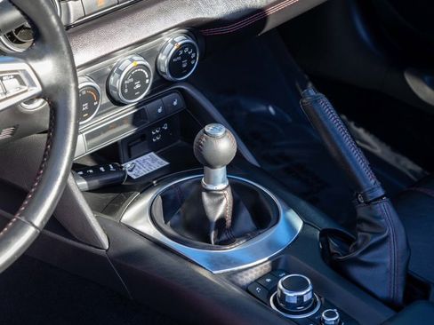 Used 2016 MAZDA MX-5 Miata Grand Touring image 24