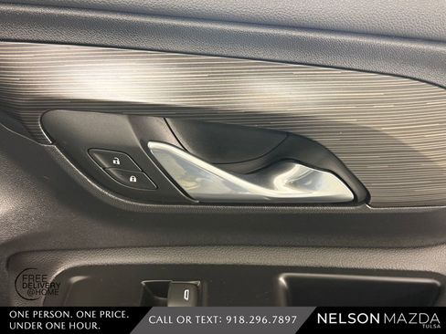 Used 2022 GMC Terrain SLT FWD image 45