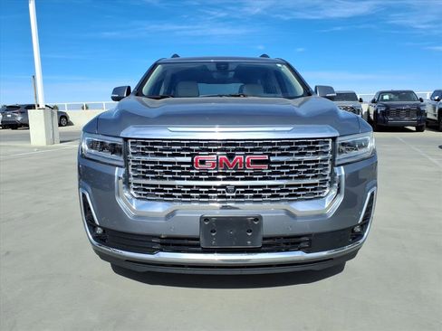 Used 2022 GMC Acadia Denali w/ Denali Technology Package image 2
