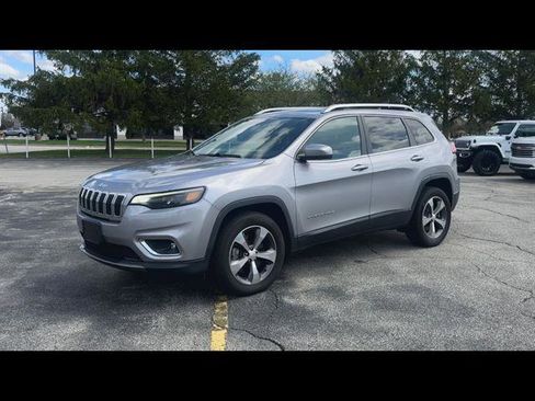 Used 2019 Jeep Cherokee Limited AWD/4WD image 28