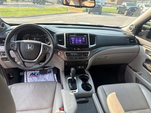 Used 2017 Honda Ridgeline RTL-T image 25
