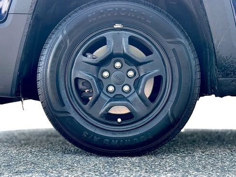 Used 2018 Jeep Renegade Sport w/ Power & Air Group AWD/4WD image 30