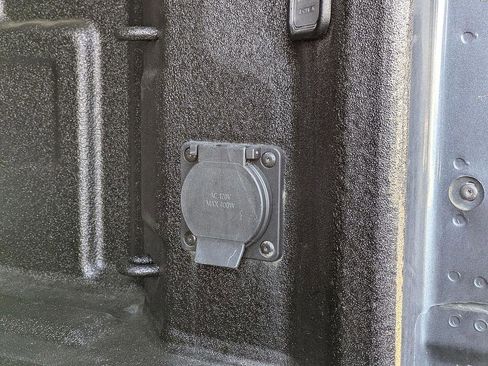 Used 2020 Chevrolet Silverado 1500 RST w/ All-Star Edition image 32