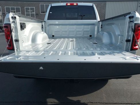 New 2026 RAM 2500 Tradesman AWD/4WD image 29