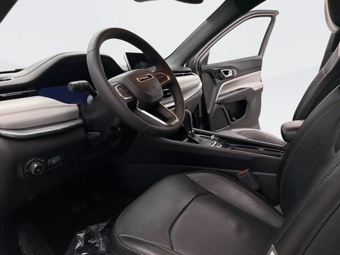 Used 2023 Jeep Compass Limited w/ Elite Group AWD/4WD image 10
