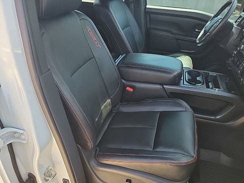 Used 2024 Nissan Titan PRO-4X w/ Pro-4x Convenience Package AWD/4WD image 41
