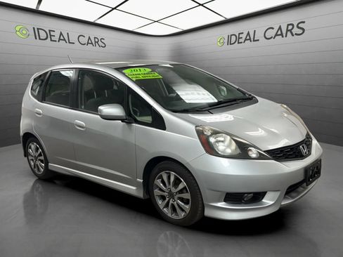 Used 2013 Honda Fit Sport image 3