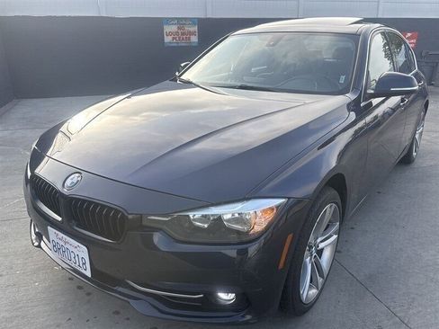 Used 2017 BMW 330i Sedan image 38
