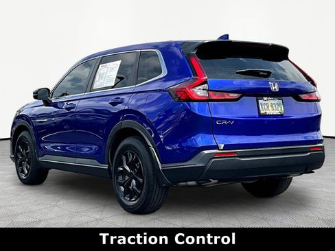Used 2023 Honda CR-V LX image 4