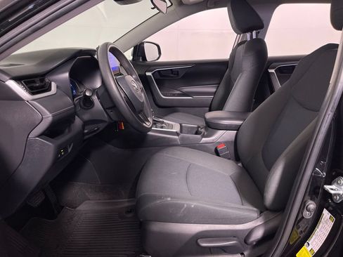 Certified 2024 Toyota RAV4 LE AWD/4WD image 12