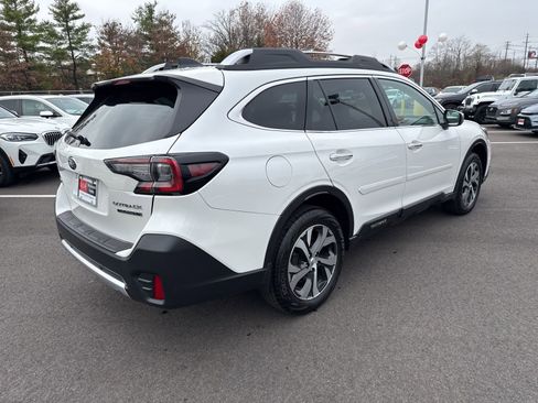 Used 2022 Subaru Outback Touring XT image 5