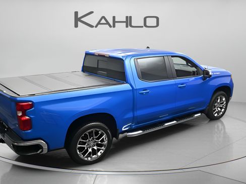 Used 2025 Chevrolet Silverado 1500 LT w/ Safety Package AWD/4WD image 16