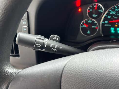 Used 2024 Chevrolet Express 2500 w/ Driver Convenience Package image 13