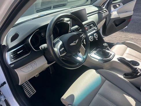 Used 2019 Genesis G70 2.0T Sport image 20