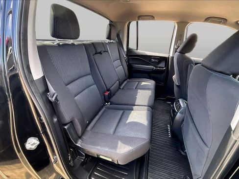 Used 2018 Honda Ridgeline Sport image 17