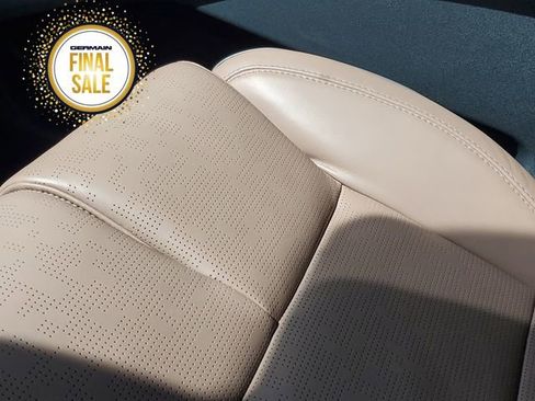 New 2025 Lincoln Navigator Black Label image 26