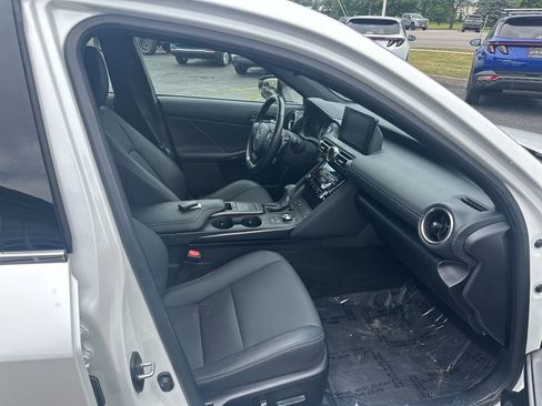 Used 2022 Lexus IS 300 AWD w/ Premium Package image 37