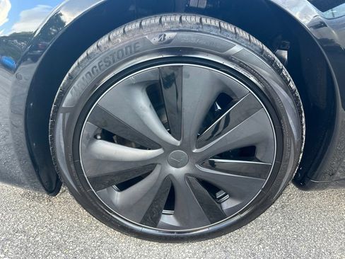 Used 2023 Tesla Model S AWD/4WD image 18