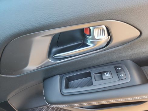 New 2026 Chrysler Pacifica Select image 17