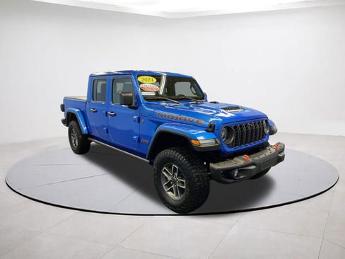 Certified 2024 Jeep Gladiator Mojave image 1