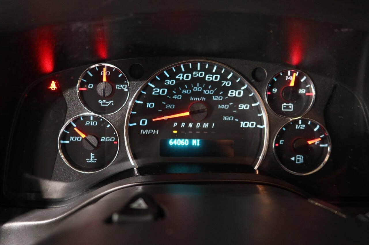 Used 2021 Chevrolet Express 2500 RWD image 23
