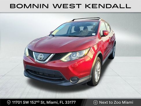 Used 2019 Nissan Rogue Sport SV image 3