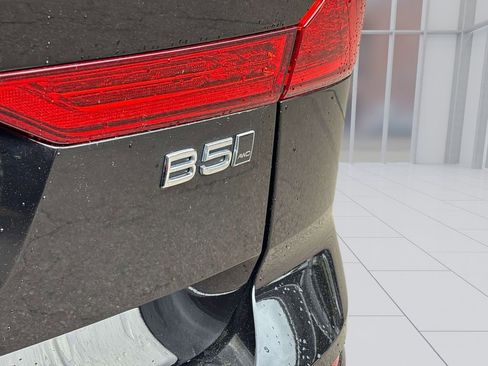 Used 2023 Volvo XC60 B5 Core AWD/4WD image 30