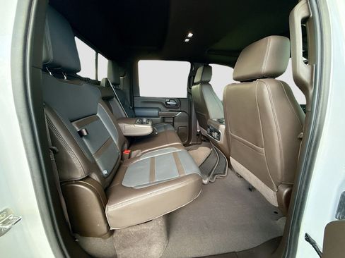 Used 2022 GMC Sierra 2500 Denali w/ Denali Ultimate Package image 26