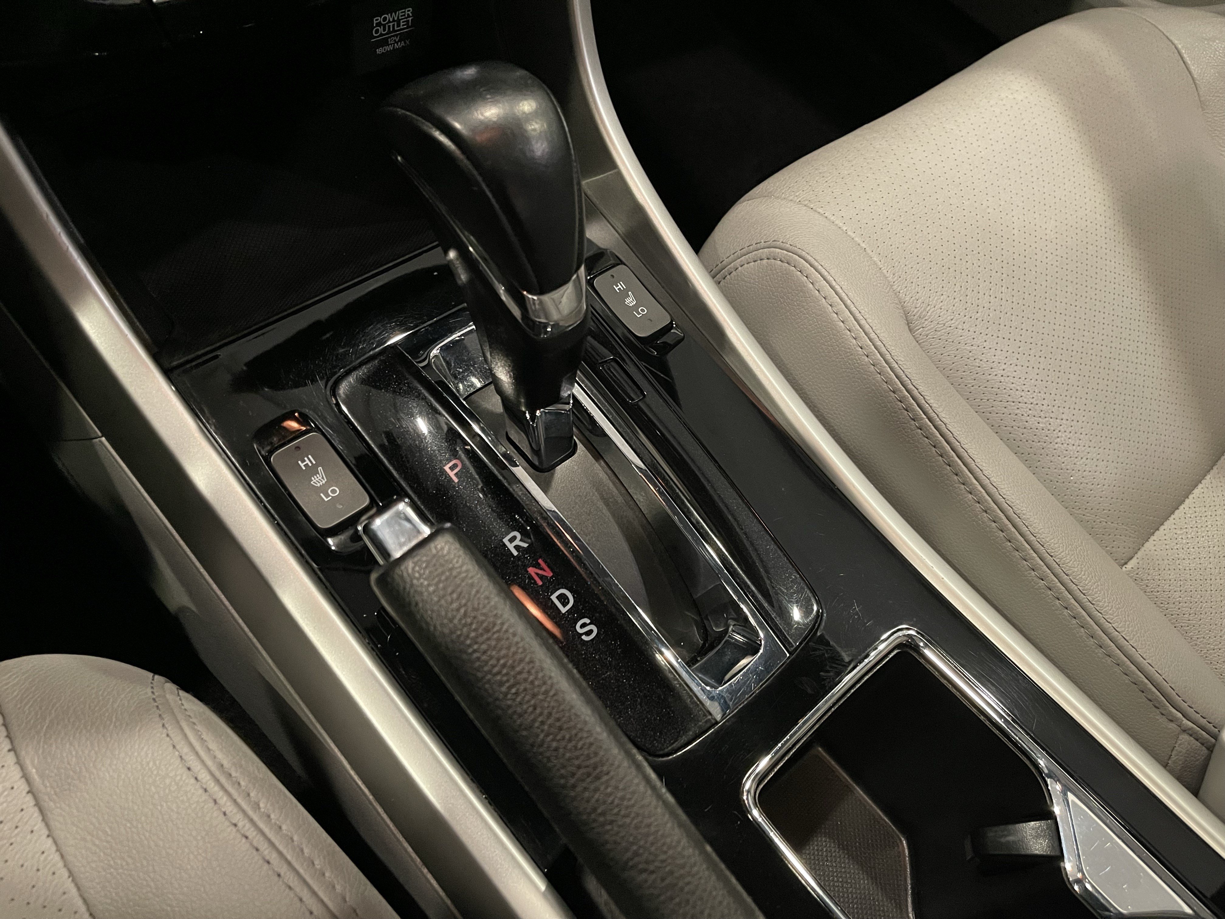 Used 2017 Honda Accord Touring image 18