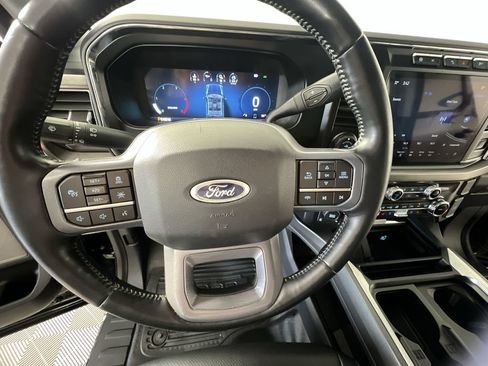 Used 2023 Ford F350 Lariat w/ Lariat Ultimate Package AWD/4WD image 13