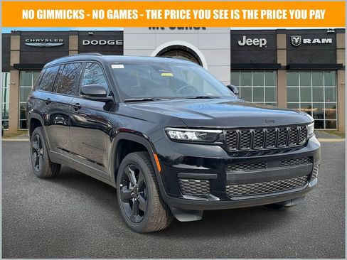 New 2025 Jeep Grand Cherokee L Altitude AWD/4WD image 1