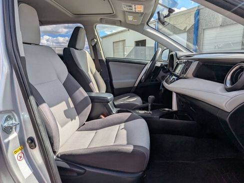 Used 2015 Toyota RAV4 XLE image 26