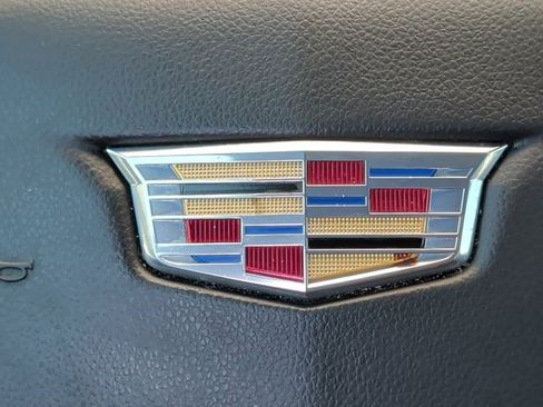 Certified 2021 Cadillac Escalade Premium Luxury image 5