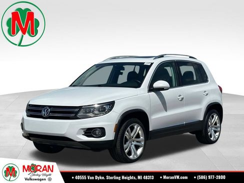 Used 2016 Volkswagen Tiguan SEL FWD image 1