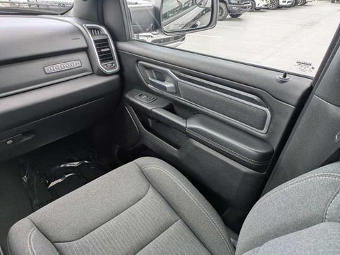 Used 2019 RAM 1500 Big Horn AWD/4WD image 17