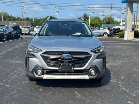Used 2024 Subaru Outback Touring AWD/4WD image 43