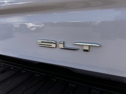 Used 2019 GMC Sierra 1500 SLT w/ SLT Premium Package AWD/4WD image 31
