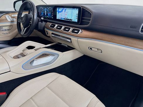 Used 2022 Mercedes-Benz GLS 450 4MATIC image 30