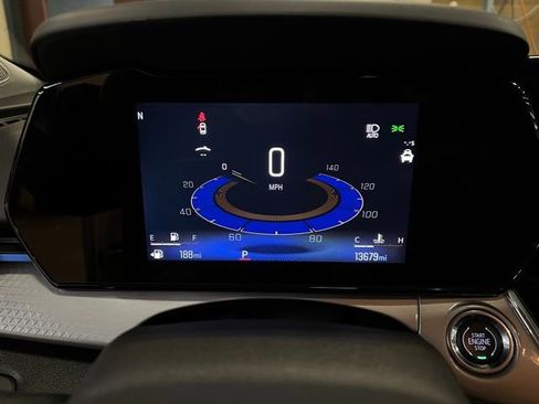 Used 2025 Chevrolet Trax LT w/ Driver Confidence Package image 20