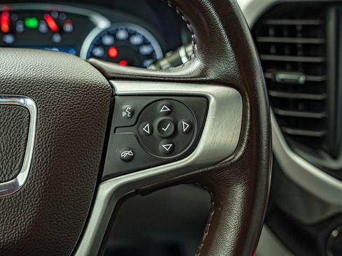 Used 2020 GMC Acadia SLT FWD image 20