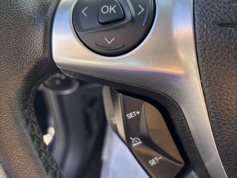 Used 2012 Ford Focus Titanium FWD image 26