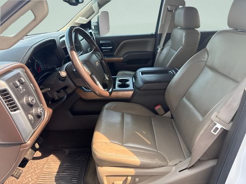 Used 2015 Chevrolet Silverado 2500 LTZ w/ Duramax Plus Package AWD/4WD image 15