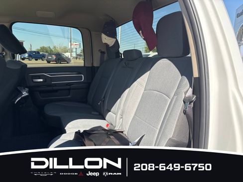 Used 2019 RAM 2500 Big Horn w/ Towing Technology Group AWD/4WD image 11
