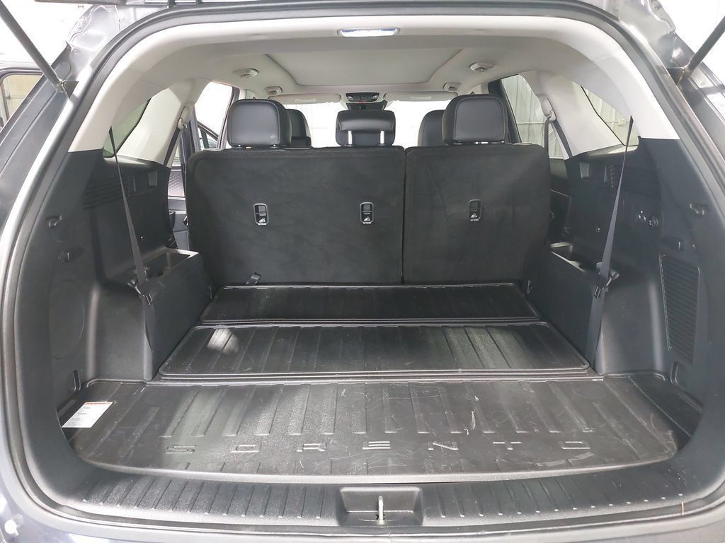 Used 2025 Kia Sorento S w/ Panoramic Sunroof Package FWD image 27