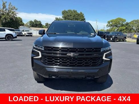Used 2023 Chevrolet Tahoe Z71 w/ Luxury Package AWD/4WD image 2