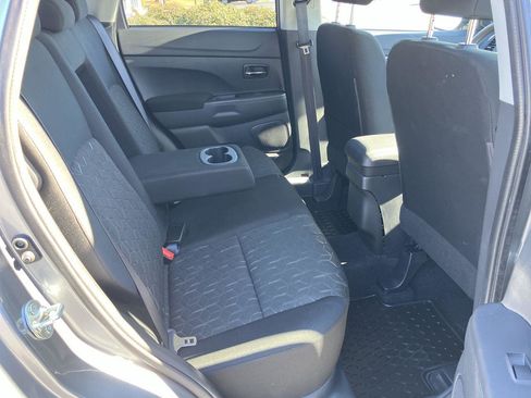 Used 2024 Mitsubishi Outlander Sport ES image 29