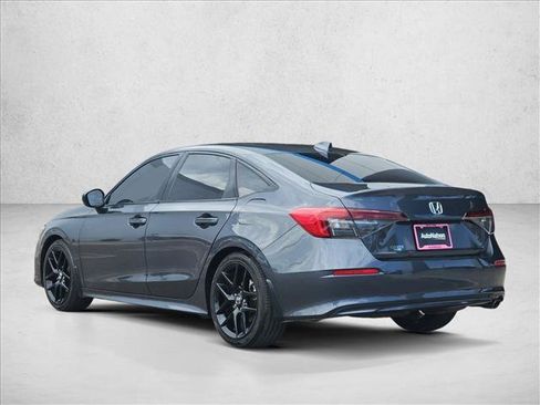 Used 2024 Honda Civic Sport image 6