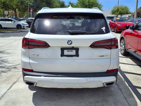 Used 2023 BMW X5 xDrive40i w/ Parking Assistance Package AWD/4WD image 9