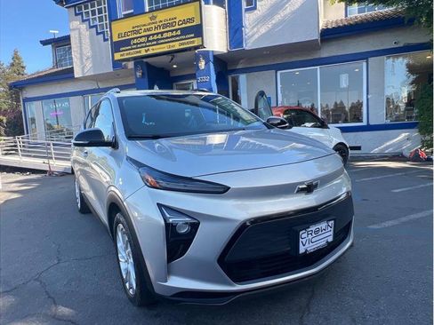 Used 2023 Chevrolet Bolt EUV LT w/ Driver Confidence Package FWD image 37